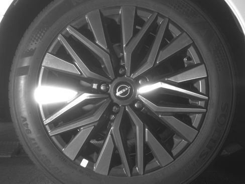 Used 2025 Nissan Altima 2.5 SV image 15