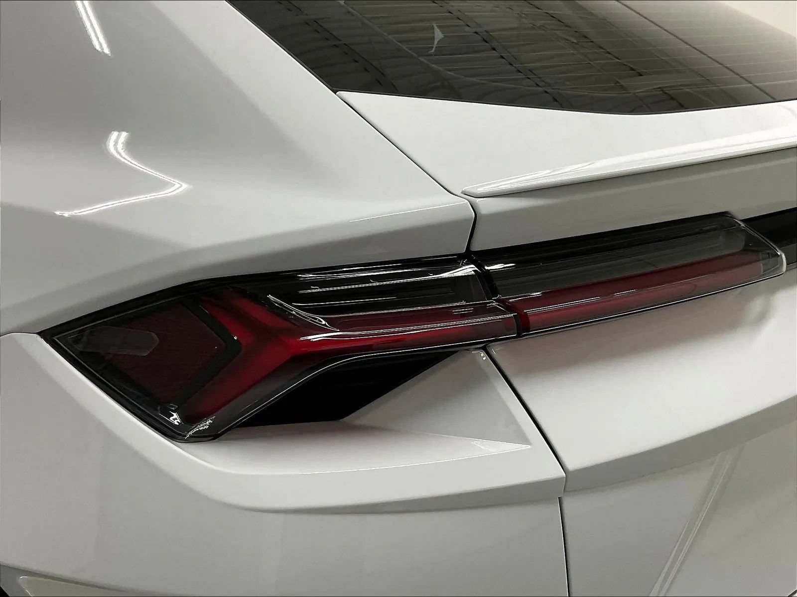 Used 2024 Lamborghini Urus S AWD/4WD image 33