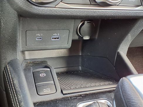 Used 2023 Nissan Kicks SV image 20