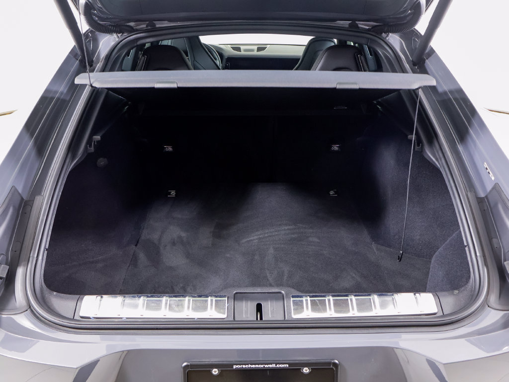 Certified 2025 Porsche Panamera w/ Premium Package RWD image 27