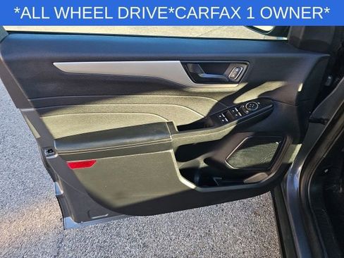 Used 2022 Ford Escape SE AWD/4WD image 24