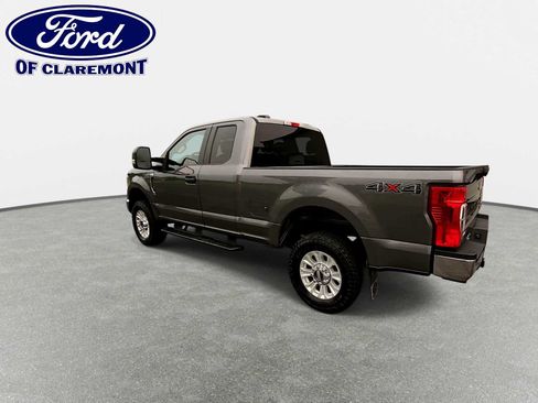 Used 2022 Ford F250 XL w/ STX Appearance Package AWD/4WD image 6