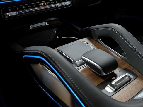 Certified 2024 Mercedes-Benz GLE 53 AMG 4MATIC image 32