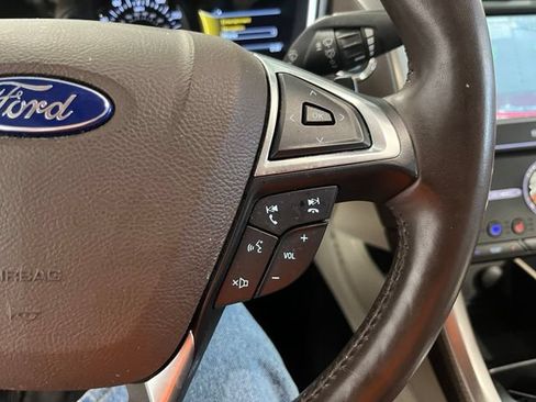 Used 2017 Ford Fusion Platinum FWD image 27