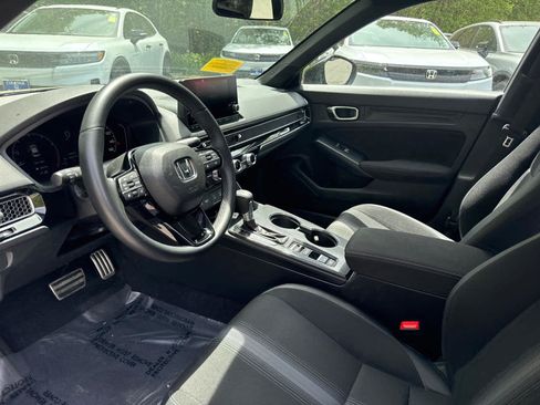 Used 2025 Honda Civic Sport image 13