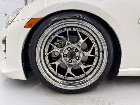 Used 2020 Toyota 86 image 9