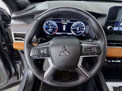Used 2022 Mitsubishi Outlander SEL AWD/4WD image 3
