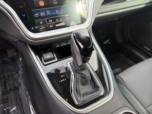 Used 2025 Subaru Outback Onyx Edition w/ Popular Package #2 image 27