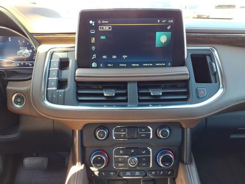 Used 2023 Chevrolet Tahoe High Country image 14