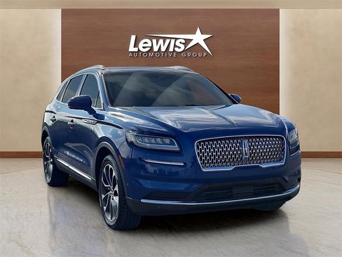 Used 2021 Lincoln Nautilus Reserve image 6