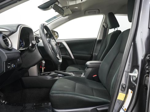 Used 2018 Toyota RAV4 LE w/ All Weather Liner Package AWD/4WD image 21