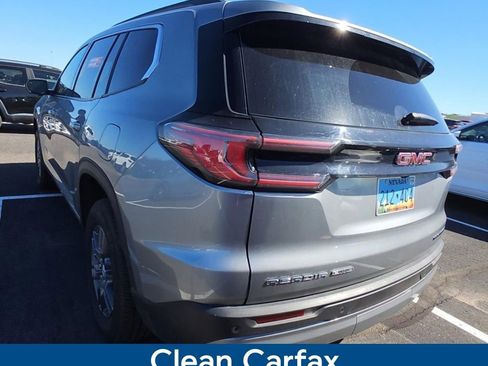 Used 2025 GMC Acadia Elevation image 2