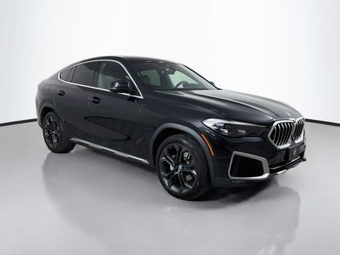 Used 2021 BMW X6 sDrive40i w/ Premium Package RWD image 3