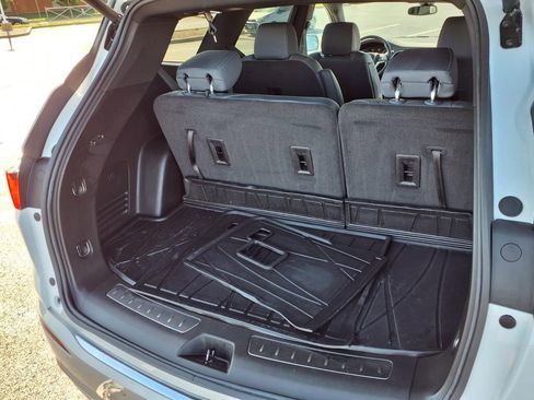 Used 2023 Buick Enclave Essence w/ LPO, Floor Liner Package FWD image 28