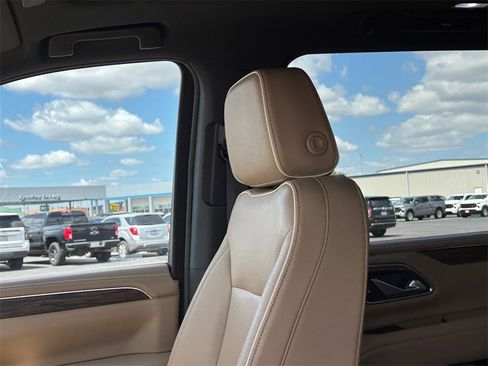 Used 2023 Chevrolet Tahoe Premier image 13