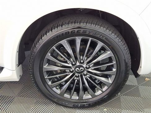 Certified 2024 INFINITI QX80 Sensory w/ Cargo Package image 10