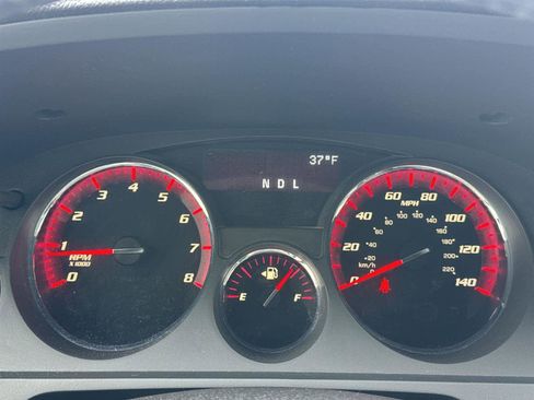 Used 2012 GMC Acadia SLE image 27