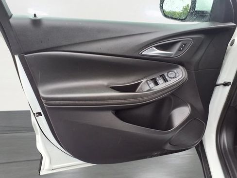 Used 2025 Buick Encore GX Preferred FWD image 13