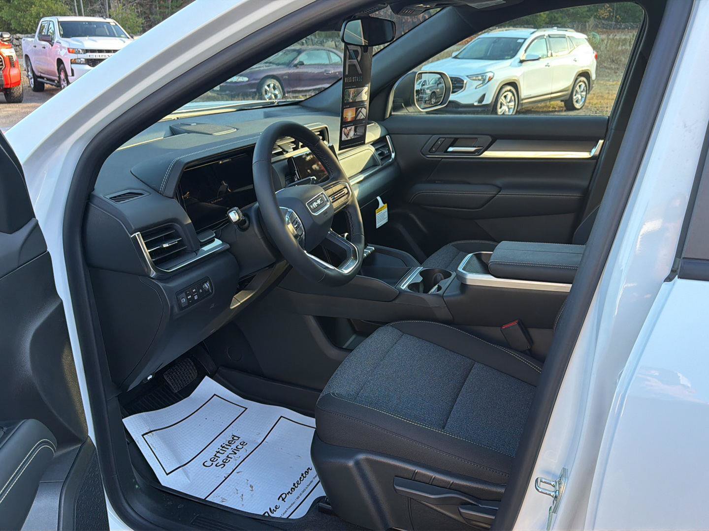 New 2027 GMC Terrain Elevation w/ LPO, Floor Liner Package AWD/4WD image 10