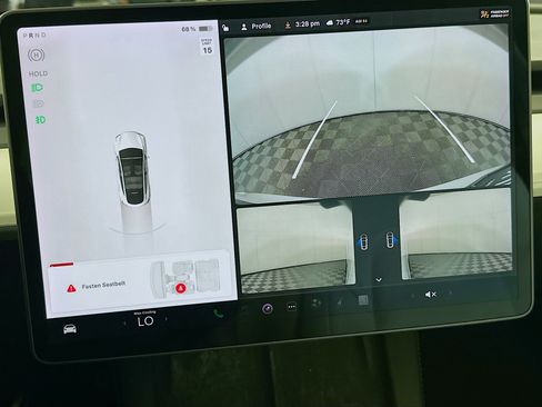 Used 2021 Tesla Model Y Long Range AWD/4WD image 21