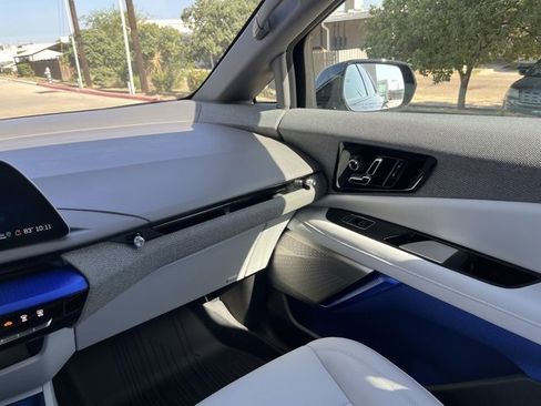 Certified 2025 Cadillac Optiq Luxury 1 image 21