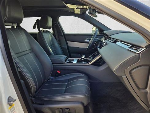 Certified 2022 Land Rover Range Rover Velar R-Dynamic S image 22