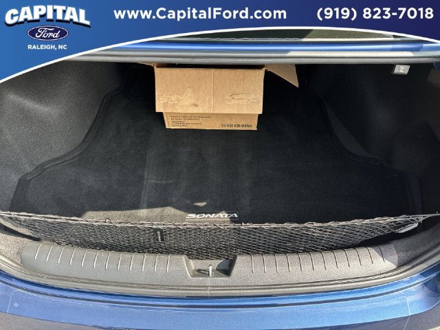 Used 2016 Hyundai Sonata Limited w/ Option Group 04 FWD image 16
