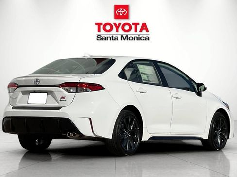 New 2026 Toyota Corolla SE FWD image 3