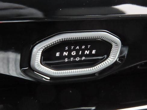 New 2026 Jeep Grand Cherokee Limited image 12