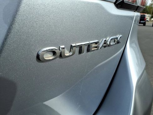 Used 2020 Subaru Outback Limited w/ Popular Package #2 image 5