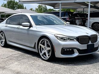 Used 2017 BMW 750i RWD video 1
