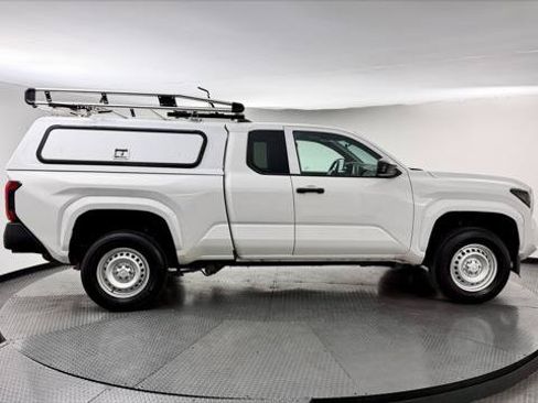 Used 2024 Toyota Tacoma SR RWD image 9