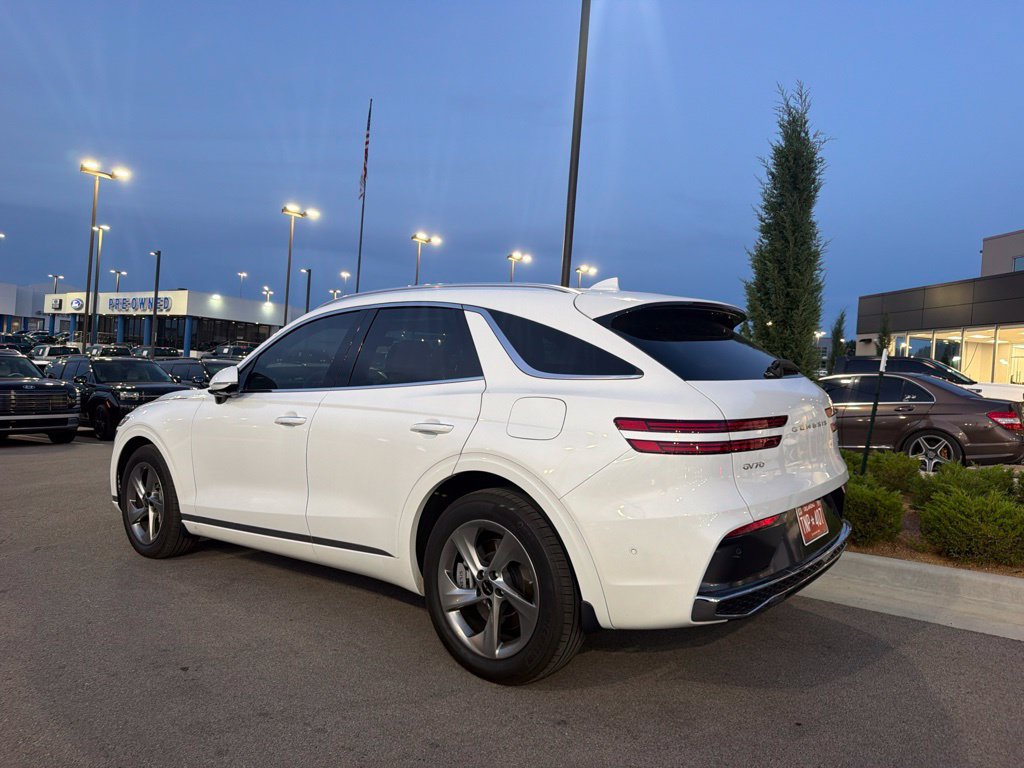 Used 2026 Genesis GV70 2.5T Advanced AWD/4WD image 5