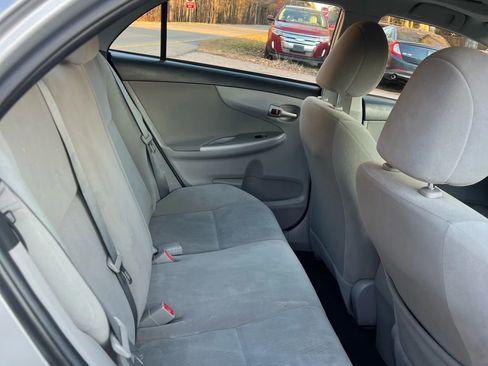 Used 2013 Toyota Corolla LE Special Edition image 15