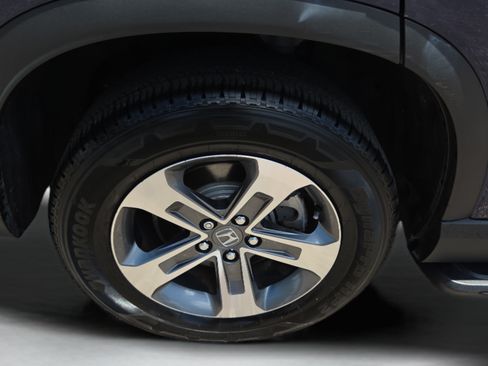 Certified 2025 Honda Pilot EX-L image 35