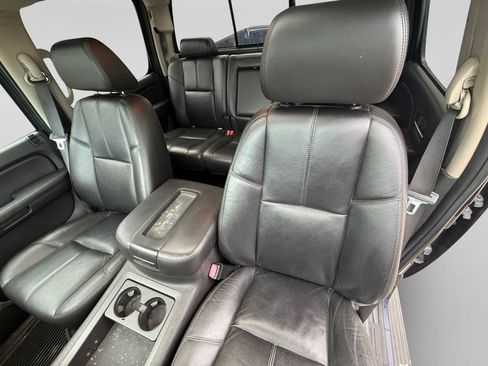 Used 2009 Chevrolet Silverado 1500 LTZ w/ Safety Package AWD/4WD image 22