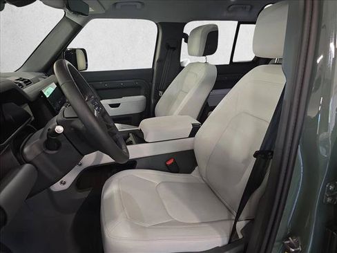 Used 2026 Land Rover Defender 110 Trophy Edition AWD/4WD image 14