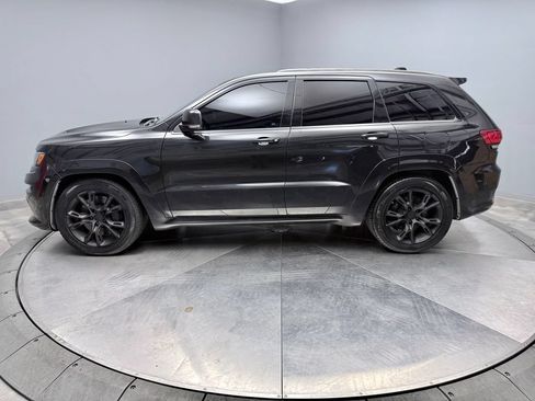 Used 2016 Jeep Grand Cherokee SRT AWD/4WD image 8