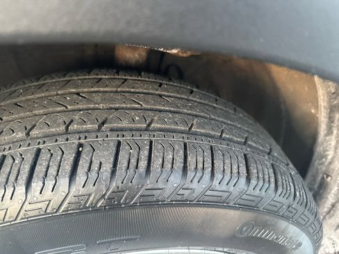 Used 2015 Toyota RAV4 XLE image 17