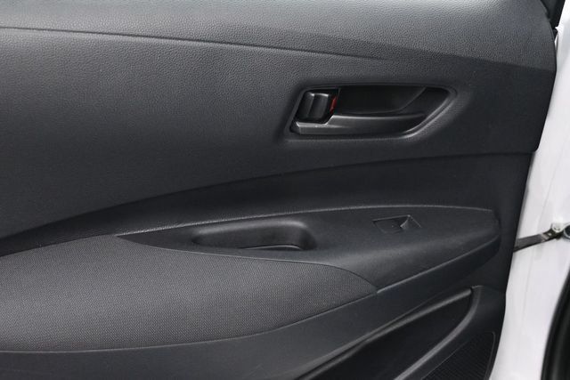 Used 2025 Toyota Corolla LE FWD image 27