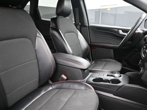 Used 2023 Ford Escape ST-Line image 28