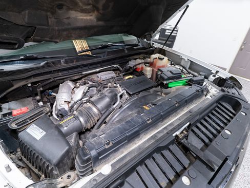 Used 2021 Chevrolet Silverado 2500 LTZ w/ LTZ Convenience Package image 37