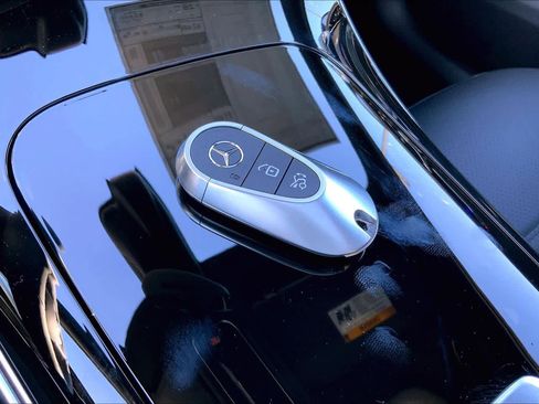 New 2026 Mercedes-Benz GLC 300 4MATIC image 21