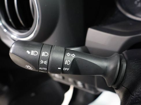 Used 2023 Toyota Tacoma TRD Sport image 38