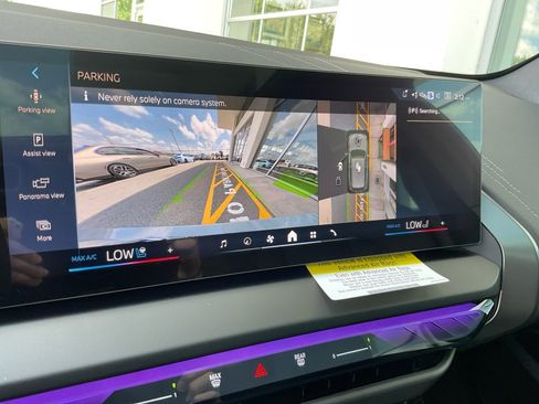 Used 2026 BMW X3 xDrive30 w/ Premium Package image 19