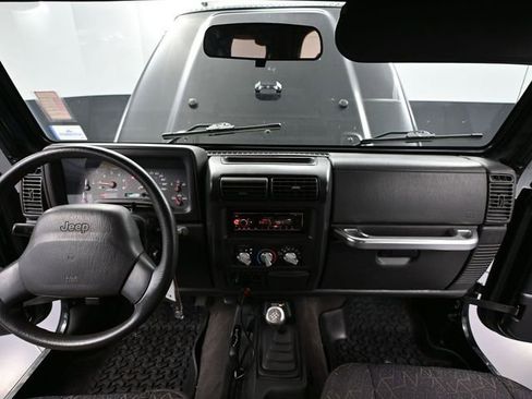 Used 2002 Jeep Wrangler X image 20