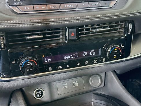 Certified 2023 Nissan Rogue SV w/ SV Premium Package image 23