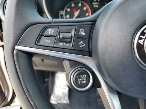 Used 2018 Alfa Romeo Stelvio Ti image 22