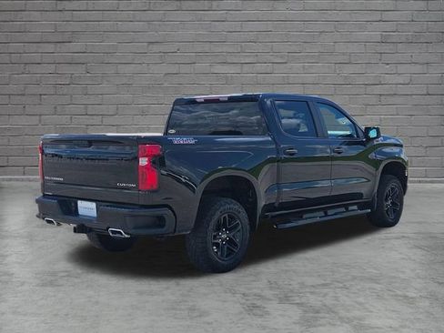 Used 2024 Chevrolet Silverado 1500 Custom Trail Boss AWD/4WD image 5