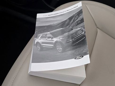 Certified 2023 Ford Explorer XLT w/ Equipment Group 202A image 27